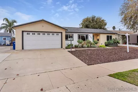 9357 Burning Tree Way, Santee, CA 92071 photo 3