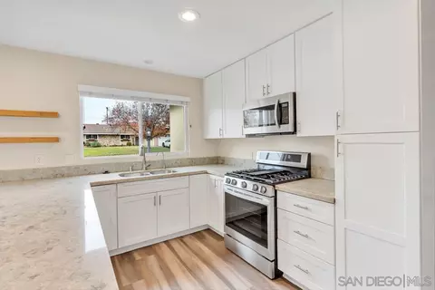 9357 Burning Tree Way, Santee, CA 92071 photo 19