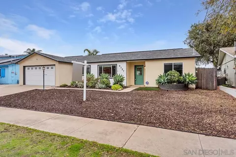 9357 Burning Tree Way, Santee, CA 92071 photo 2