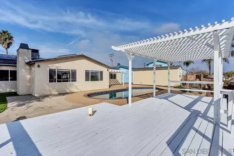 9357 Burning Tree Way, Santee, CA 92071 photo 40