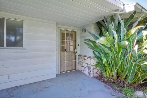 16414 Martincoit Rd, Poway, CA 92064 photo 4