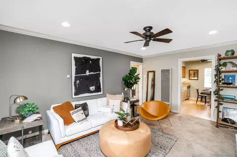 4841 Dl Mont Ave #E, San Diego, CA 92107
