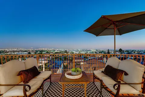 3325 Hugo St, San Diego, CA 92106