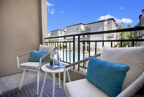 9263 Regents Rd #B205, La Jolla, CA 92037 photo 18