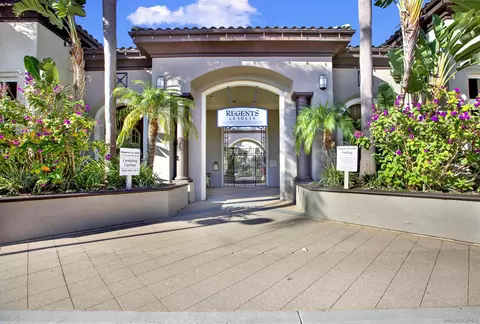 9263 Regents Rd #B205, La Jolla, CA 92037 photo 27