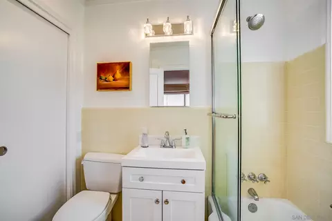 7661 Hillside Dr, La Jolla, CA 92037 photo 12