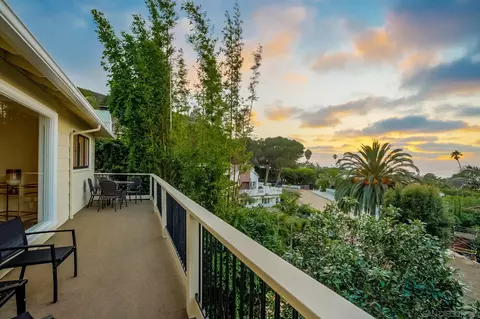 7661 Hillside Dr, La Jolla, CA 92037 photo 3
