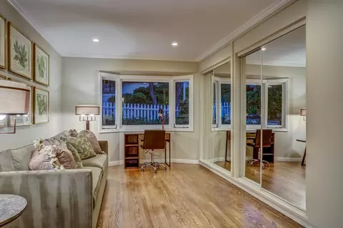 7661 Hillside Dr, La Jolla, CA 92037 photo 11