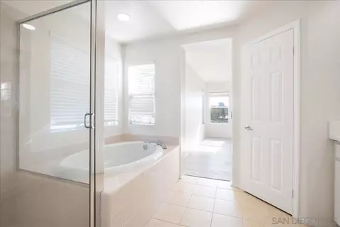 Bath - Undisclosed, Carlsbad, CA 92009 photo 1 of 2