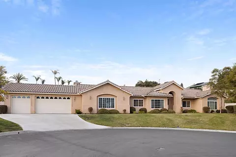 793 Hidden Sky Ct, Vista, CA 92081