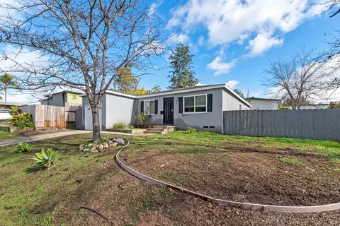 6219 Severin Dr, La Mesa, CA 91942 photo 2