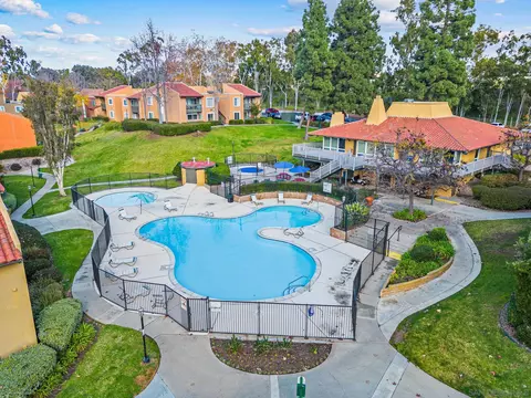 17165 W Bernardo Dr #204, San Diego, CA 92127
