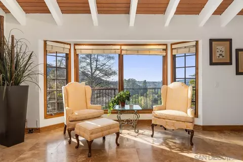 Living - 15918 Lime Grove Rd, Poway, CA 92064 photo 5 of 9