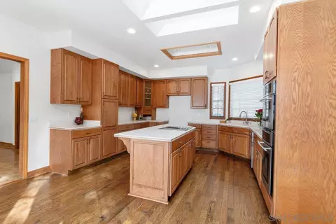 Kitchen - 15918 Lime Grove Rd, Poway, CA 92064 photo 2 of 3