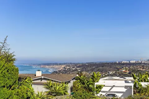 2422 Via Siena, La Jolla, CA 92037 photo 34