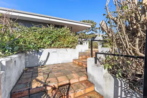 2422 Via Siena, La Jolla, CA 92037 photo 32