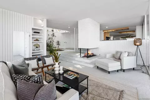 2422 Via Siena, La Jolla, CA 92037 photo 6