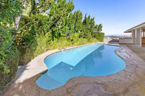 2422 Via Siena, La Jolla, CA 92037 photo 10