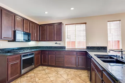 31501 Six Rivers Ct, Temecula, CA 92592 photo 11