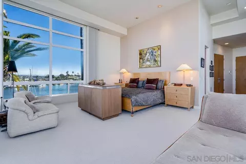 Bedroom - 13 Green Turtle Rd, Coronado, CA 92118 photo 3 of 5
