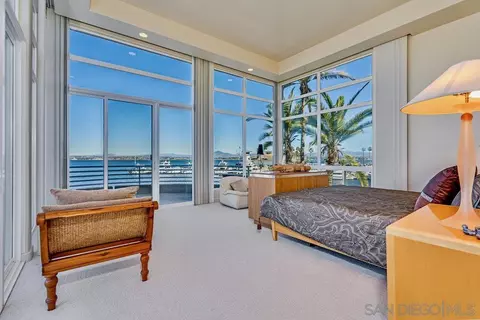 Bedroom - 13 Green Turtle Rd, Coronado, CA 92118 photo 2 of 5