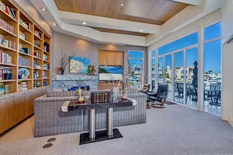 Living - 13 Green Turtle Rd, Coronado, CA 92118 photo 5 of 10