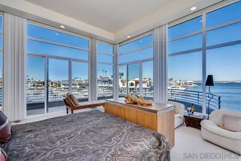 Bedroom - 13 Green Turtle Rd, Coronado, CA 92118 photo 1 of 5