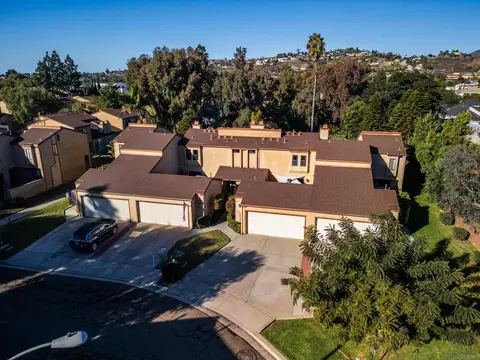 6776 Lambert Way, San Diego, CA 92115