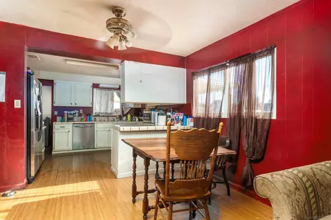 348 Roosevelt St, Coalinga, CA 93210 photo 5