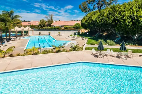 Exterior - 1303 Caminito Floreo, La Jolla, CA 92037 photo 6 of 7