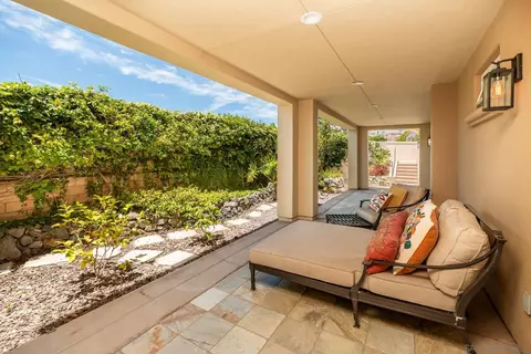 Exterior - 1303 Caminito Floreo, La Jolla, CA 92037 photo 3 of 7
