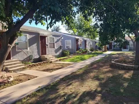 918-950 Main St, Ramona, CA 92065