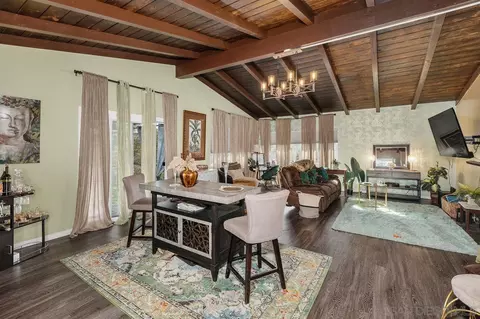 2521 Roseview Pl, San Diego, CA 92105