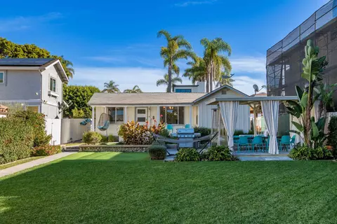7435 Draper Ave, La Jolla, CA 92037