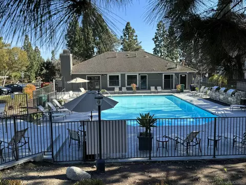 14942 Avenida Venusto #108, San Diego, CA 92128