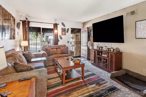12731 Papago Dr, Poway, CA 92064 photo 5