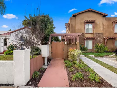 4554 Marlborough Dr #4, San Diego, CA 92116