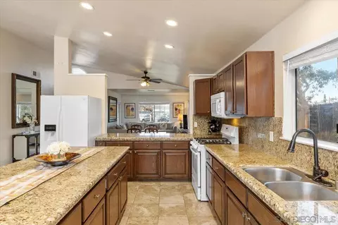 1936 Miller Ave, Escondido, CA 92025 photo 7