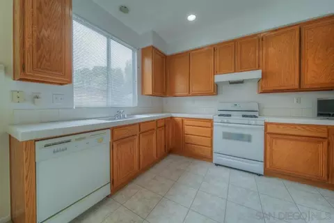 4940 Milano Way, Oceanside, CA 92057 photo 21