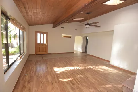 9321 Lakeview Rd, Lakeside, CA 92040 photo 2