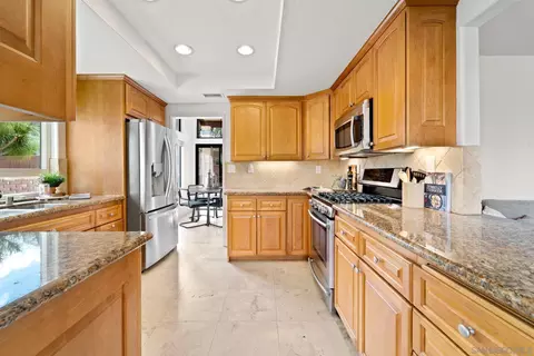 8573 Paseo Del Sol, Santee, CA 92071 photo 2