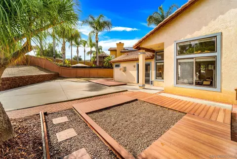 8573 Paseo Del Sol, Santee, CA 92071 photo 4