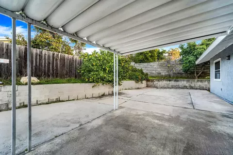 Exterior - 337 Osage St, Spring Valley, CA 91977 photo 6 of 7