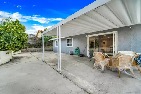 Exterior - 337 Osage St, Spring Valley, CA 91977 photo 5 of 7