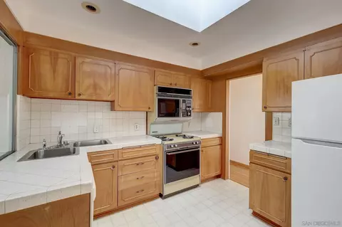 5921 Amarillo Ave, La Mesa, CA 91942 photo 38