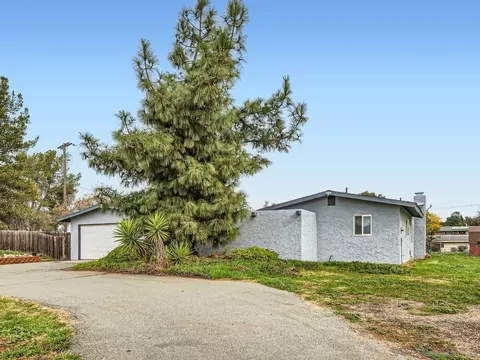 1020 12th St, Ramona, CA 92065 photo 3