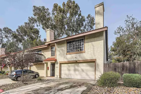 341 Windy Ln, Vista, CA 92083