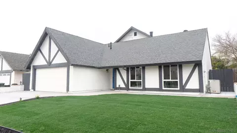 10048 Los Ranchitos Rd, Lakeside, CA 92040 photo 2