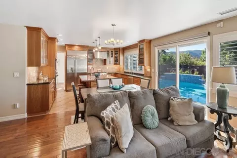 12750 Mcferon Rd, Poway, CA 92064