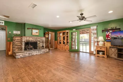 1610 Montecito Rd, Ramona, CA 92065 photo 3